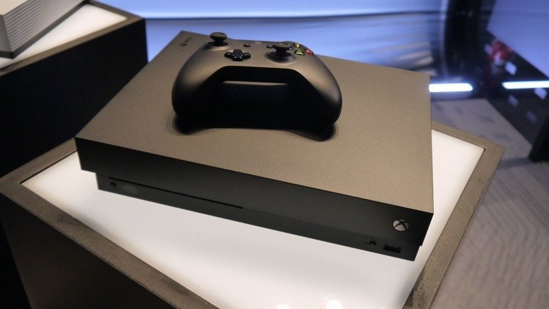 Xbox One X получила самый компактный корпус