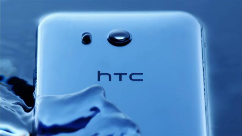 Защита от воды и пыли в HTC U11 
