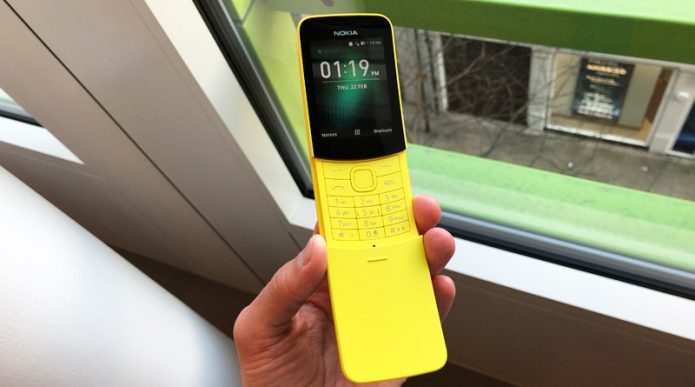 Начались продажи легендарной Nokia 8110 из «Матрицы»